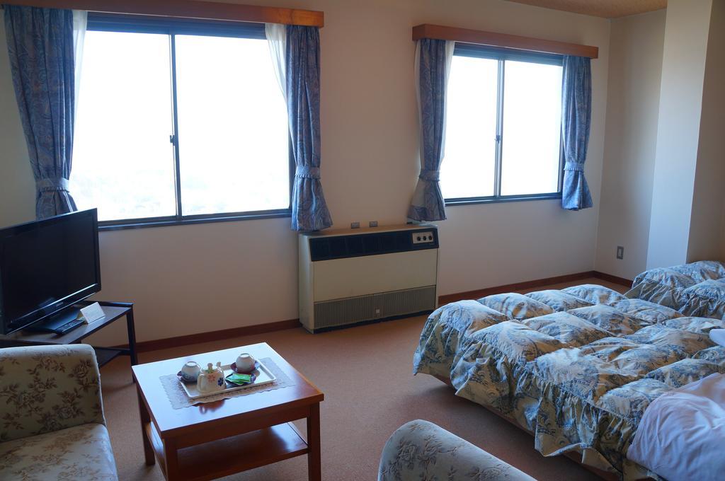 Onomichi View Hotel Seizan Екстериор снимка